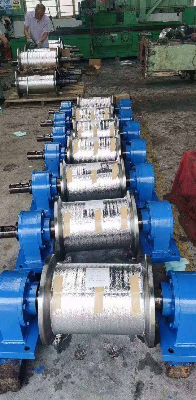 材料选用镍基碳化钨，过钢量≥80万吨
新品或旧件维修
替代堆焊工艺
激光熔覆耐磨涂层